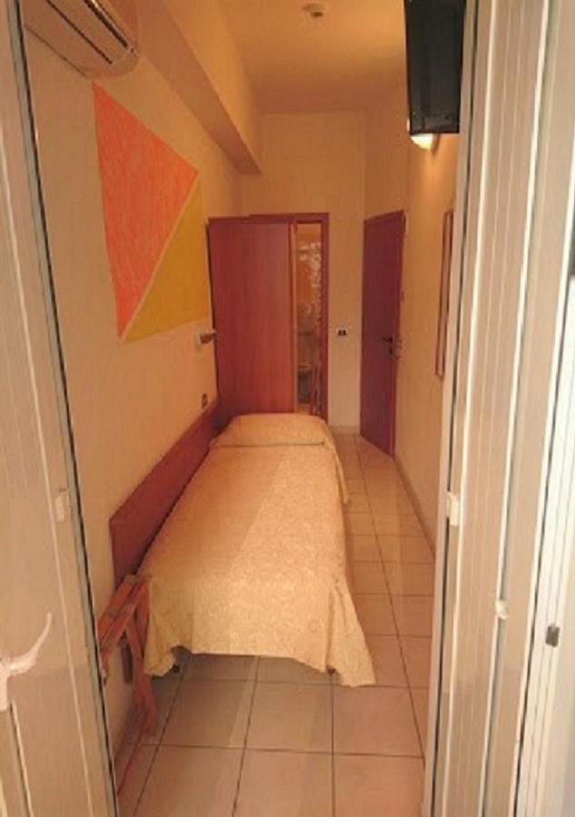 Hotel Clipper Католика Екстериор снимка